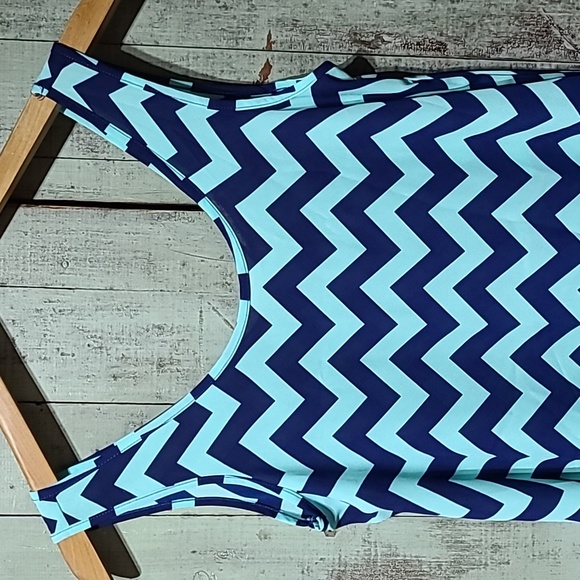 Pink Republic tank - Picture 2 of 7